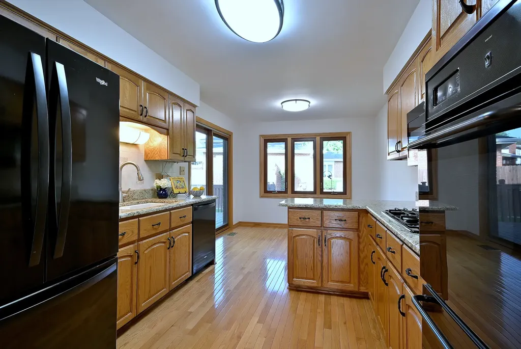 3100 Grandview Place Darien IL 60561