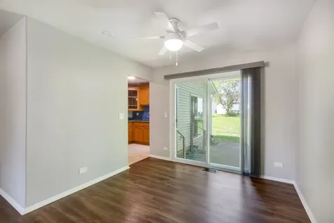 1022 Colony Lake Drive Schaumburg IL 60194