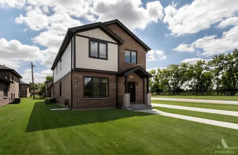 7957 West 73 Place Bridgeview IL 60455