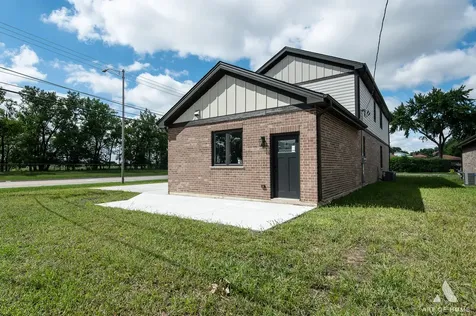 7957 West 73 Place Bridgeview IL 60455