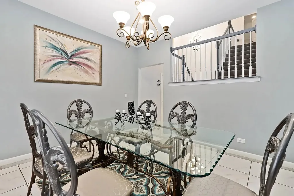 520 North Veterans Parkway Addison IL 60101