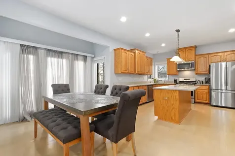 520 North Veterans Parkway Addison IL 60101