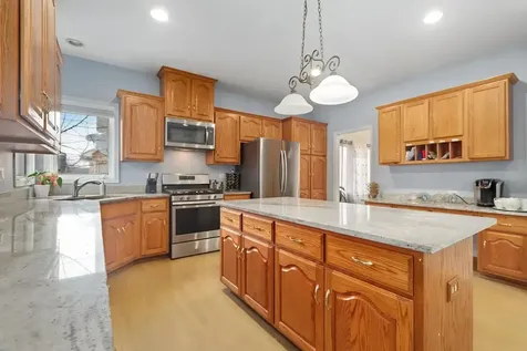 520 North Veterans Parkway Addison IL 60101