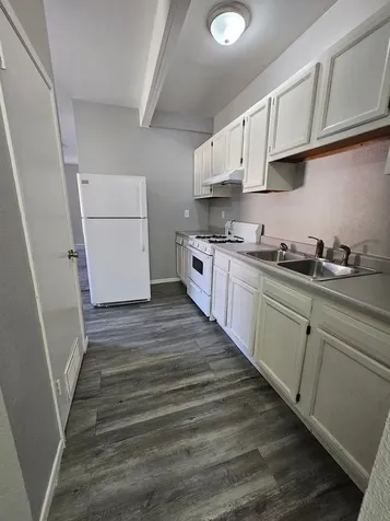 1022 15TH Avenue East Moline IL 61244