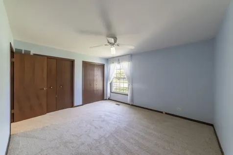 920 Macarthur Drive Chicago Heights IL 60411