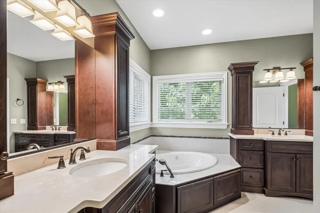 639 North Wright Street Naperville IL 60563