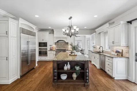 639 North Wright Street Naperville IL 60563
