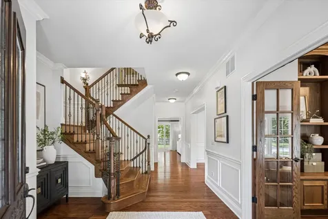 639 North Wright Street Naperville IL 60563