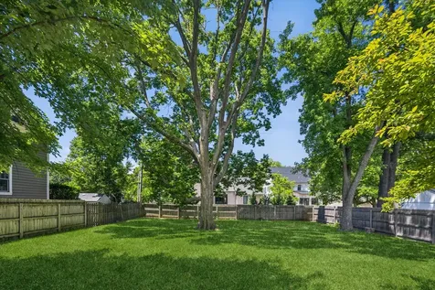 639 North Wright Street Naperville IL 60563
