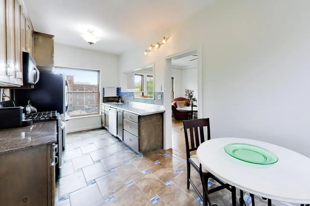 5400 South Dorchester Avenue Chicago IL 60615