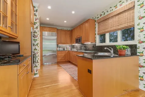 2148 Royal Ridge Drive Northbrook IL 60062