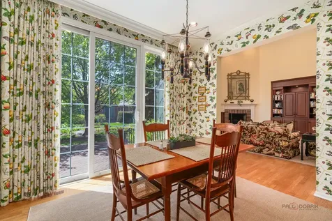 2148 Royal Ridge Drive Northbrook IL 60062