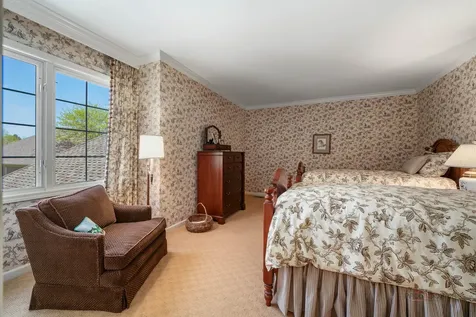 2148 Royal Ridge Drive Northbrook IL 60062