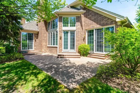 2148 Royal Ridge Drive Northbrook IL 60062