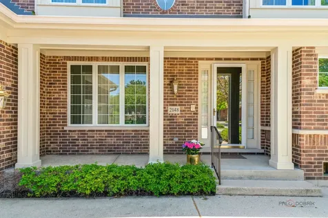 2148 Royal Ridge Drive Northbrook IL 60062
