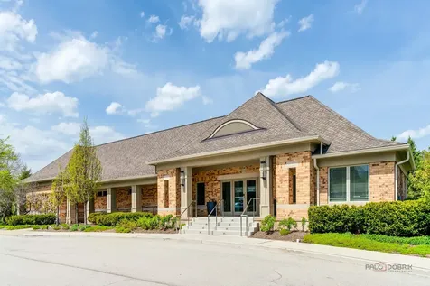 2148 Royal Ridge Drive Northbrook IL 60062