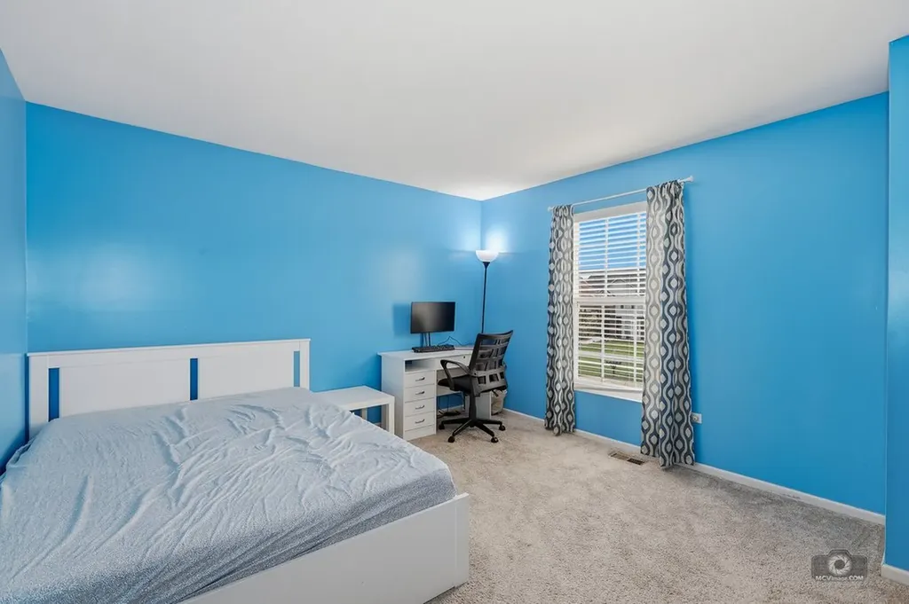 385 Marshall Ash Street Bolingbrook IL 60490