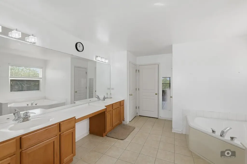 385 Marshall Ash Street Bolingbrook IL 60490
