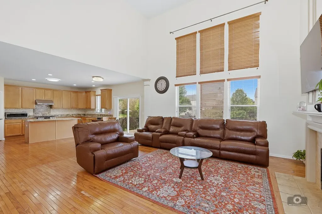 385 Marshall Ash Street Bolingbrook IL 60490
