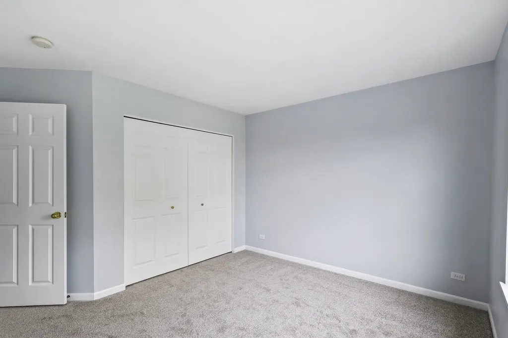 2455 Emerson Lane Naperville IL 60540