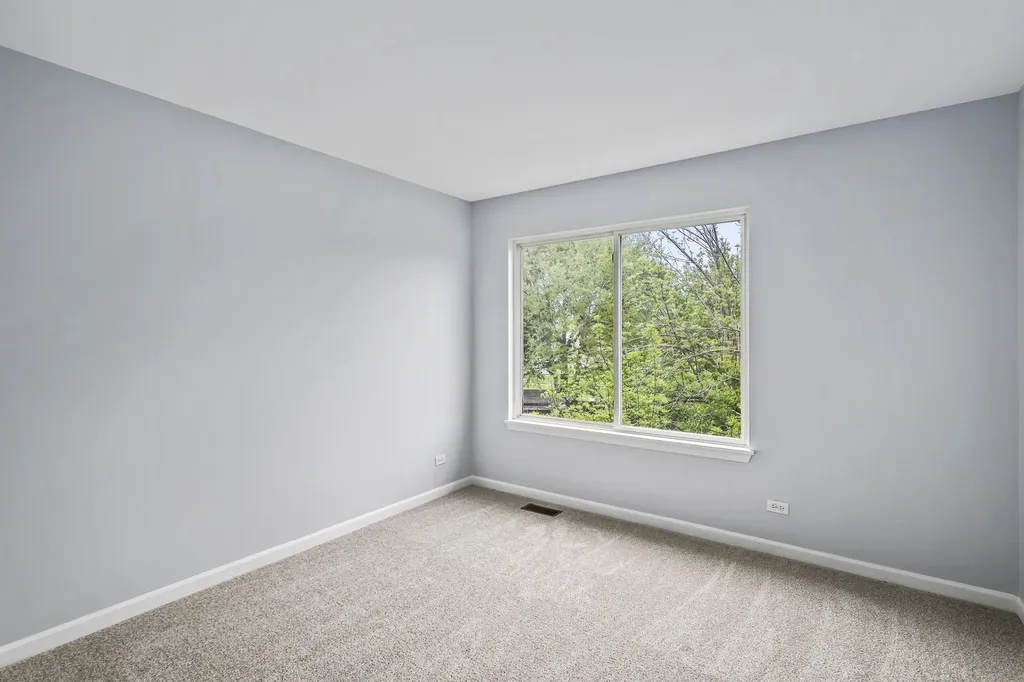 2455 Emerson Lane Naperville IL 60540