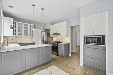 2455 Emerson Lane Naperville IL 60540