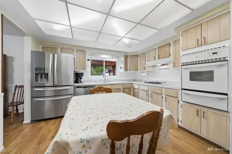 9826 Nottingham Avenue Chicago Ridge IL 60415