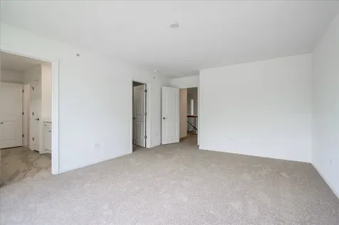 104 Sterling Drive Lincolnshire IL 60069