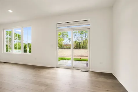 104 Sterling Drive Lincolnshire IL 60069