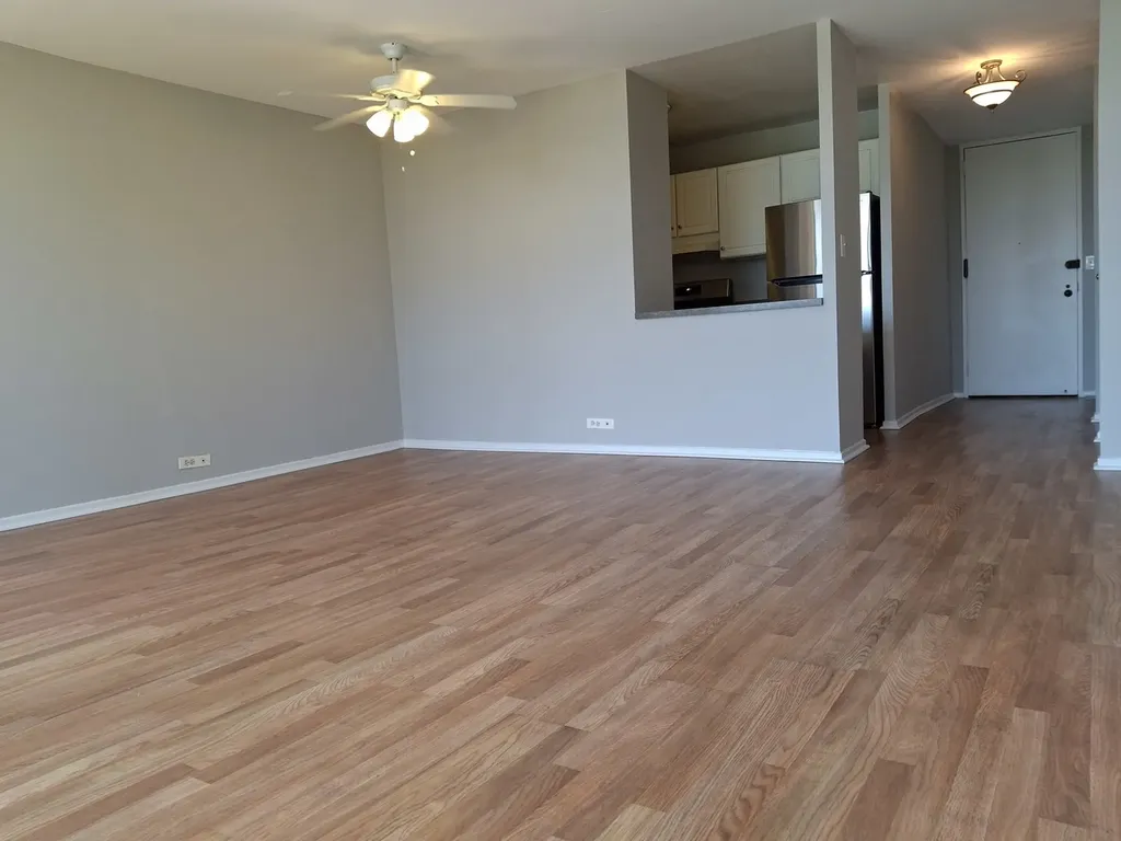 2605 South Indiana Avenue Chicago IL 60616