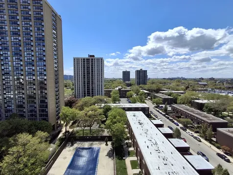 2605 South Indiana Avenue Chicago IL 60616