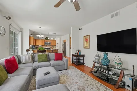 483 Elm Ridge Road Carpentersville IL 60110