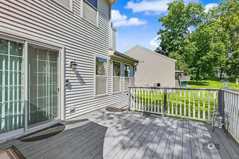 483 Elm Ridge Road Carpentersville IL 60110