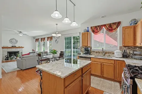 483 Elm Ridge Road Carpentersville IL 60110