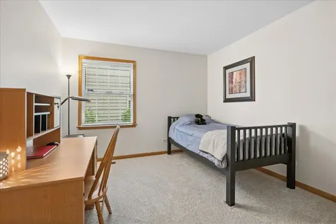 569 Rose Lane Bartlett IL 60103