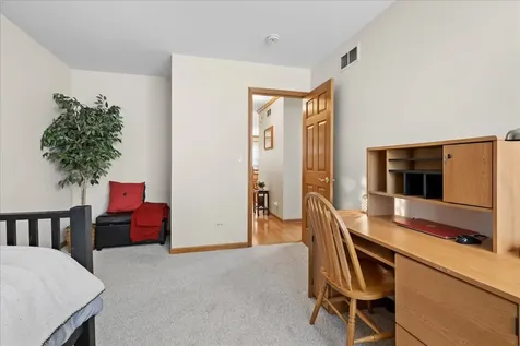 569 Rose Lane Bartlett IL 60103