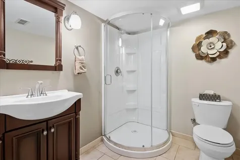 569 Rose Lane Bartlett IL 60103