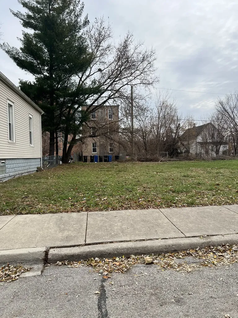 6531 South Emerald Avenue Chicago IL 60621