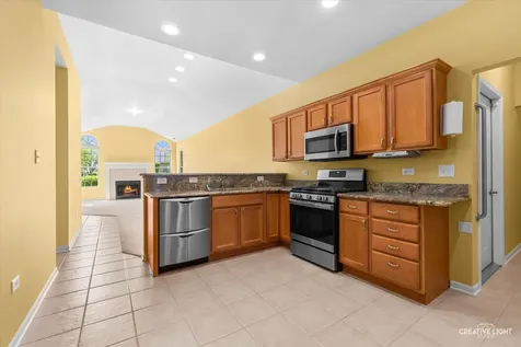 1909 Timbers Edge Circle Joliet IL 60431