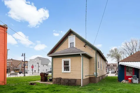 203 North Second Street Peotone IL 60468