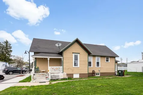 203 North Second Street Peotone IL 60468