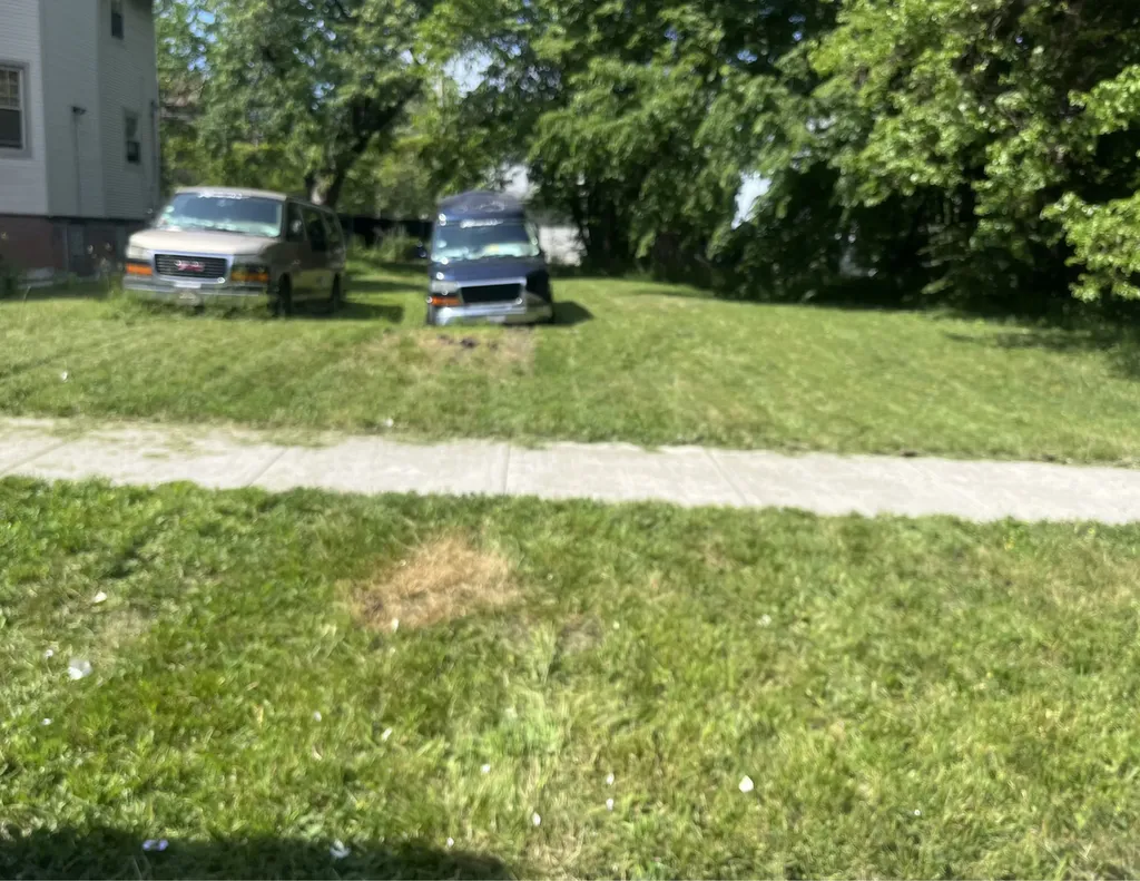 530 West 61st Place Chicago IL 60621
