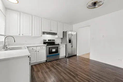2213 Nichols Road Arlington Heights IL 60004