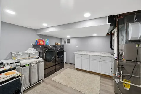 24 West Berkley Drive Arlington Heights IL 60004