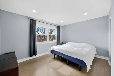24 West Berkley Drive Arlington Heights IL 60004