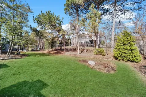 24 West Berkley Drive Arlington Heights IL 60004