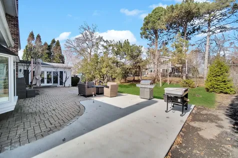 24 West Berkley Drive Arlington Heights IL 60004