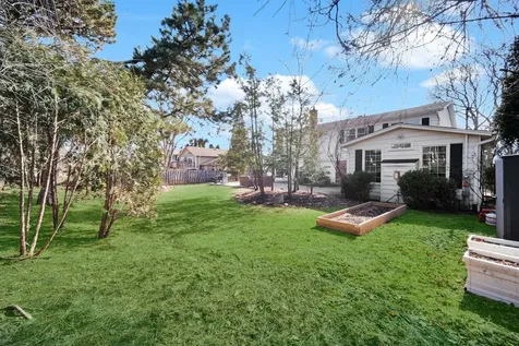 24 West Berkley Drive Arlington Heights IL 60004