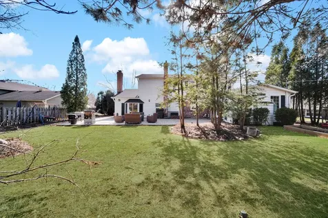 24 West Berkley Drive Arlington Heights IL 60004