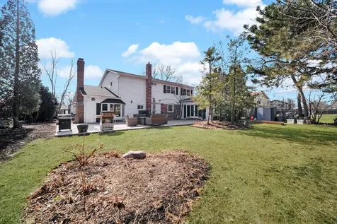 24 West Berkley Drive Arlington Heights IL 60004